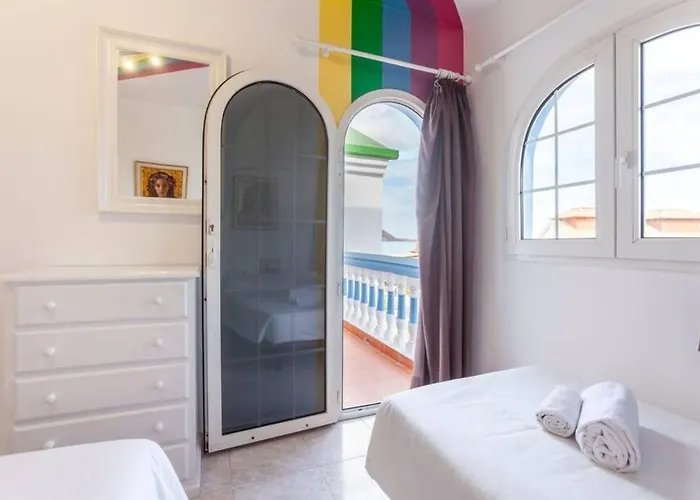 Villa Agua With Private Pool, Bbq & 30 Seconds To The By Amazzzing Travel