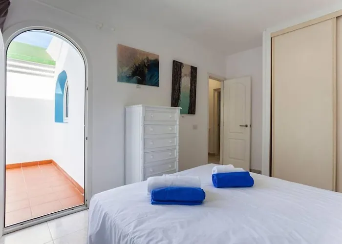 Corralejo Beach Villa Agua With Private Pool, Bbq & 30 Seconds To The Beach By Amazzzing Travel *