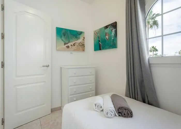 Corralejo Beach Villa Agua With Private Pool, Bbq & 30 Seconds To The Beach By Amazzzing Travel Villa Corralejo