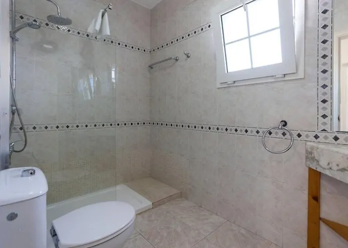 Villa Corralejo Beach Villa Agua With Private Pool, Bbq & 30 Seconds To The Beach By Amazzzing Travel *